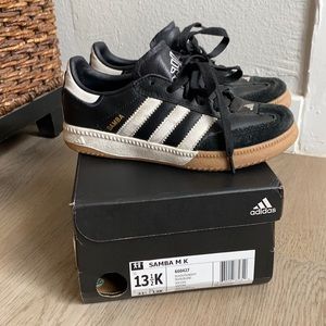 Unisex Kids Adidas Samba’s lightly worn